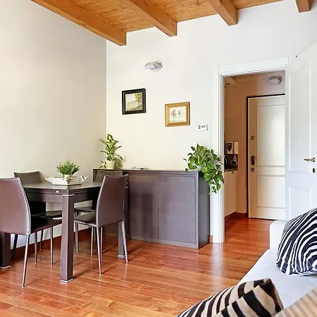 Апартаменты Balcony On The - Free Parking, View *